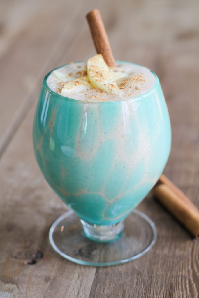 Apple Pie Smoothie by Jessi's Kitchen - FoodSocial