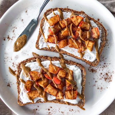 Sautéed Cinnamon Apples and Yogurt Toast