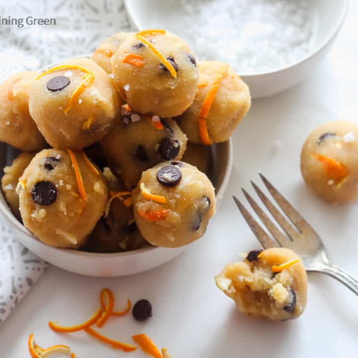 Paleo, Vegan, Energy Balls by itzraininggreen - FoodSocial
