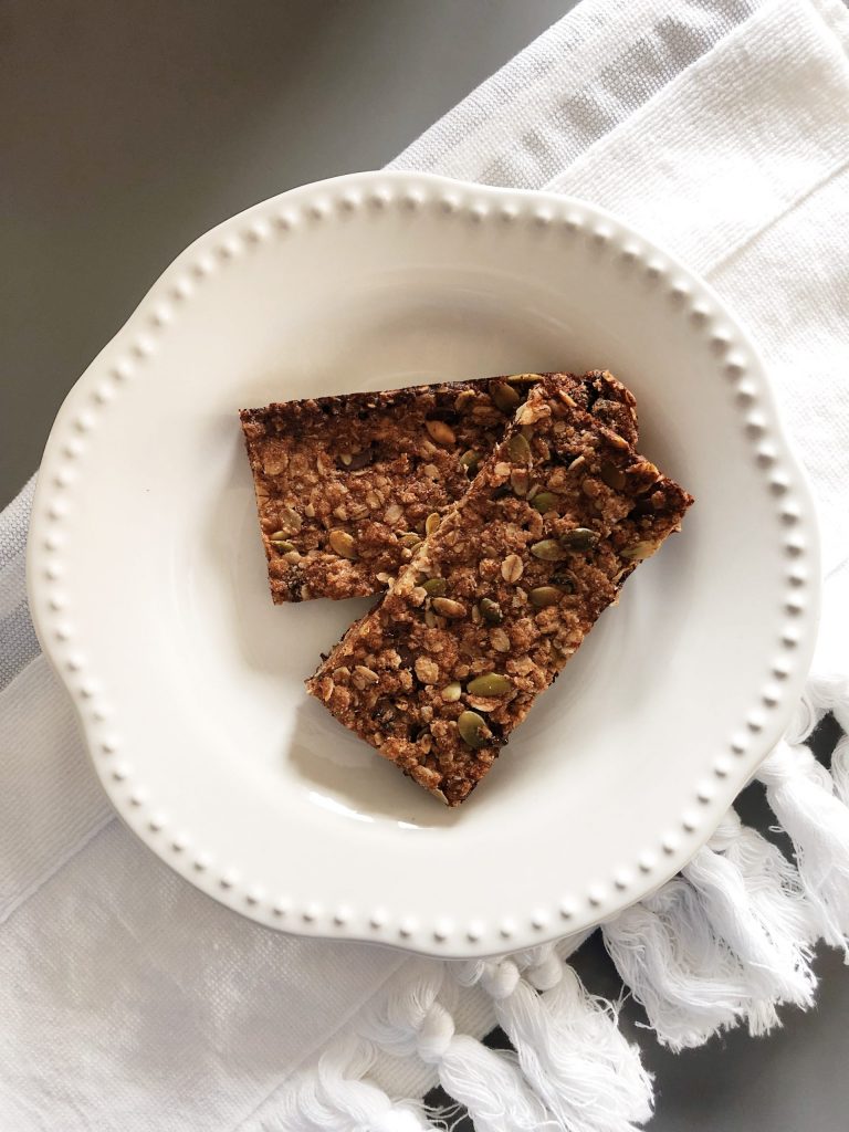 Granola Bars by Sarah Bridgeman - FoodSocial