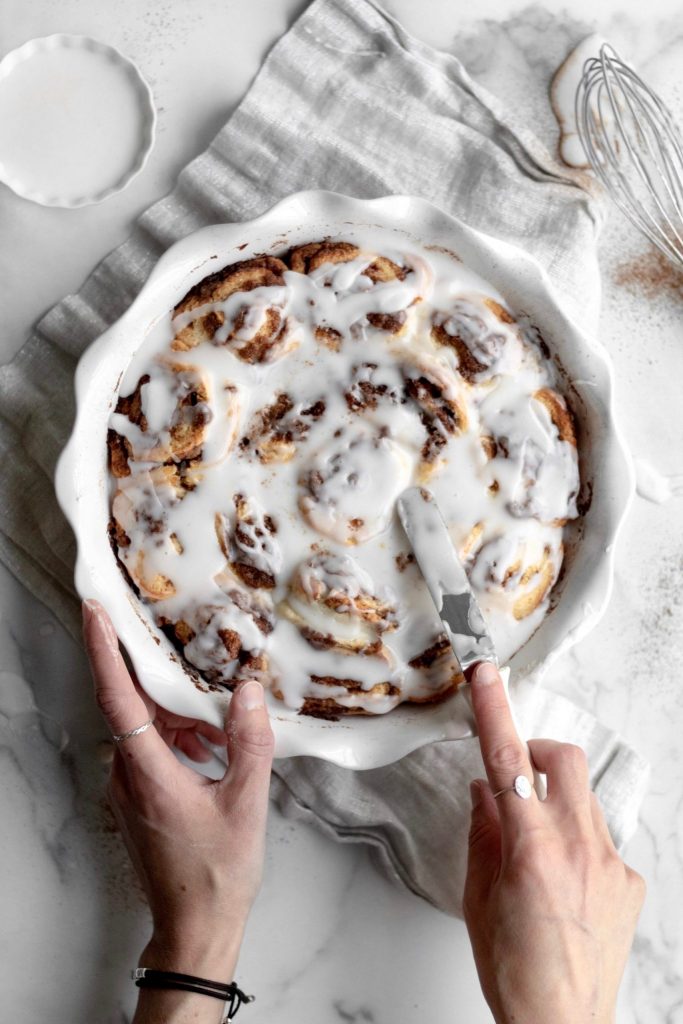 No Yeast Quick Cinnamon Rolls by Lee McGuire - FoodSocial