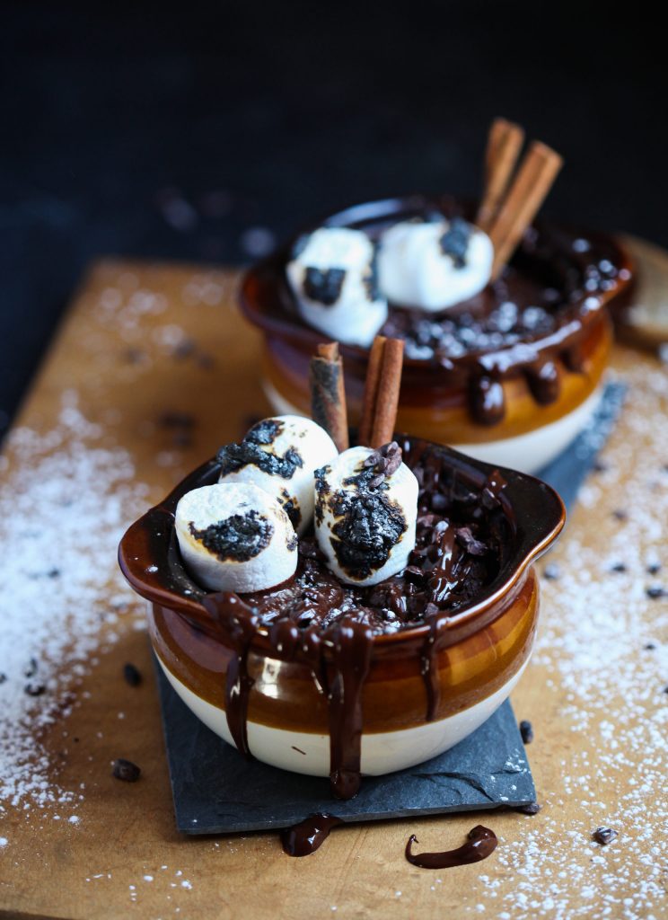 1 Minute Molten Lava Cake by Laura Lea - FoodSocial
