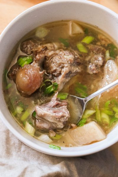 Instant Pot Korean Oxtail Soup (Kkori Gomtang)