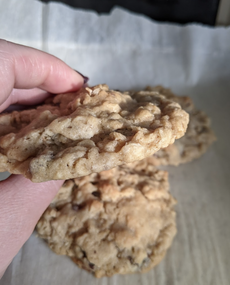Best Chewy + Crispy Oatmeal Chocolate Chunk Cookies by Mindful Miller - FoodSocial