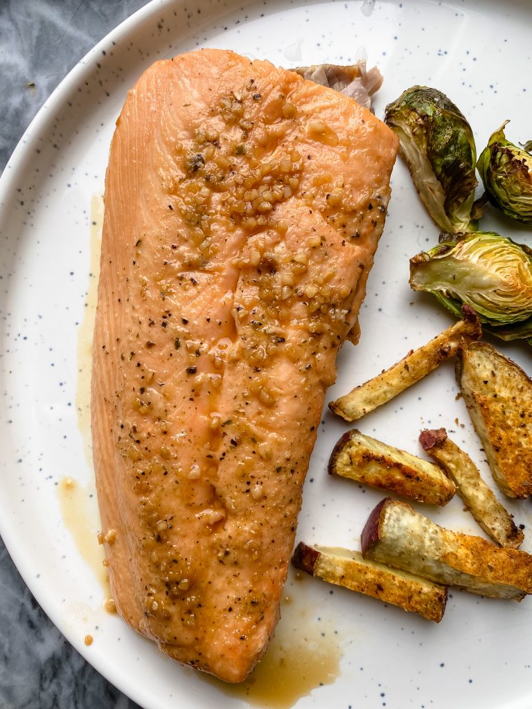 Pan Seared Honey Garlic Salmon by Leslie McDonald - FoodSocial