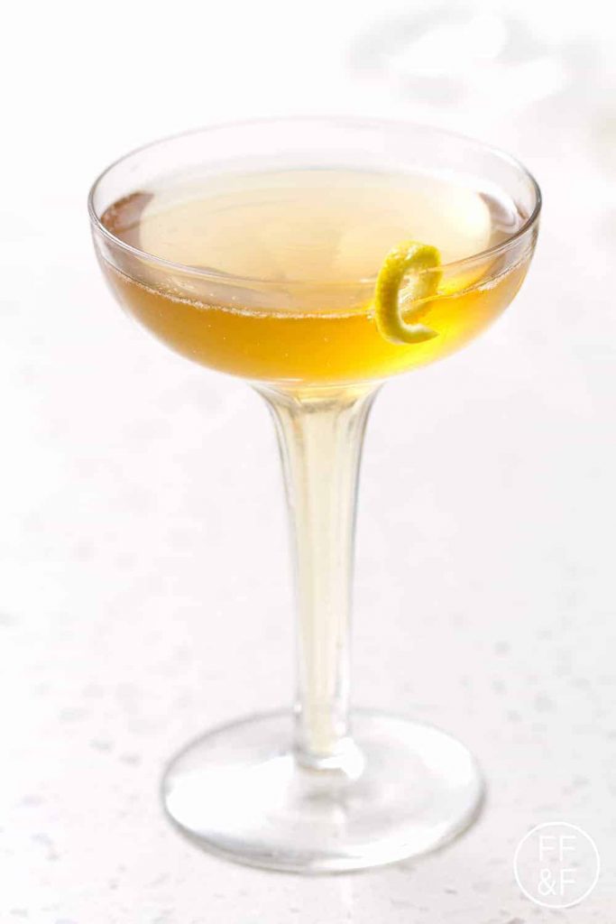 Sparkling Honey and Lemon Cider (mocktail) by Beth Chen - FoodSocial