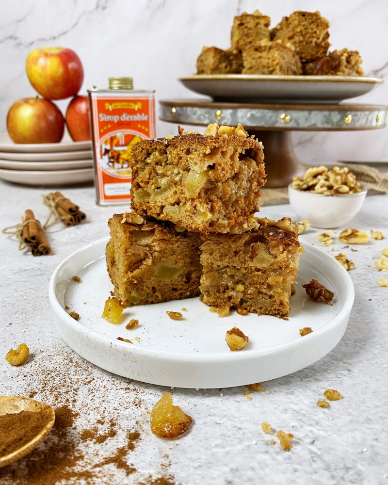 Vegan Apple Coffee Cake with Cinnamon Streusel by Riri's Recipes - FoodSocial