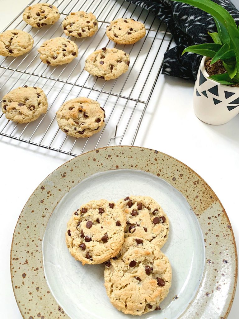 Gluten-Free Almond Joy Cookies by Everyday Latina - FoodSocial