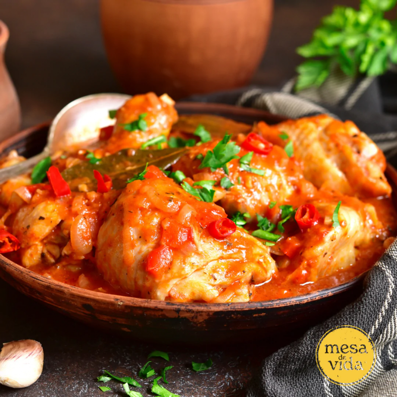 Braised Creole Chicken by Mesa de Vida - FoodSocial