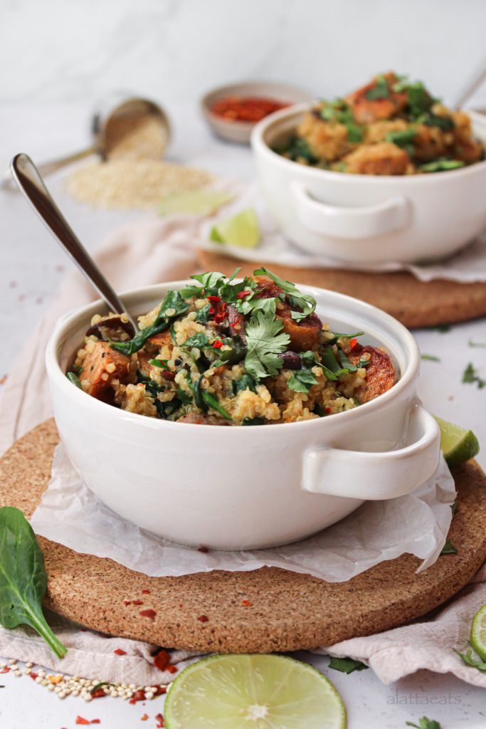 One-Pot Quinoa with Spicy Chicken Sausage and Veggies (Gluten-Free & Dairy-Free) by Katie | A Latta 