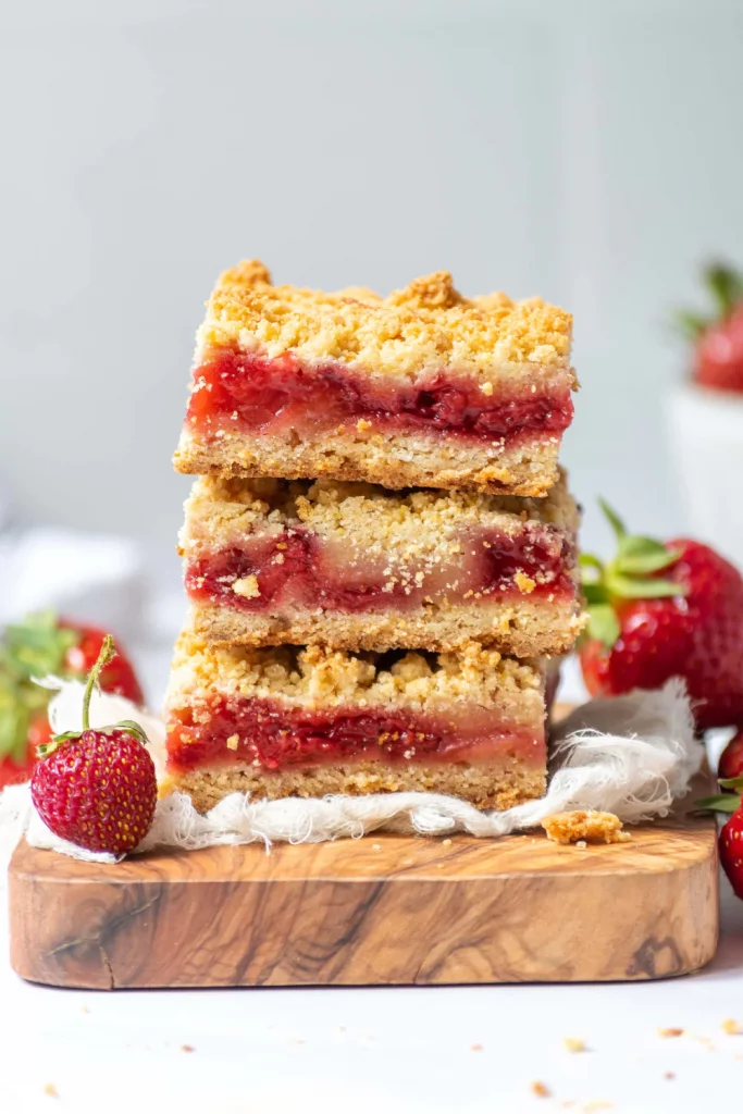 Grain-Free Berry Crumble Bars by Otto's Naturals - FoodSocial