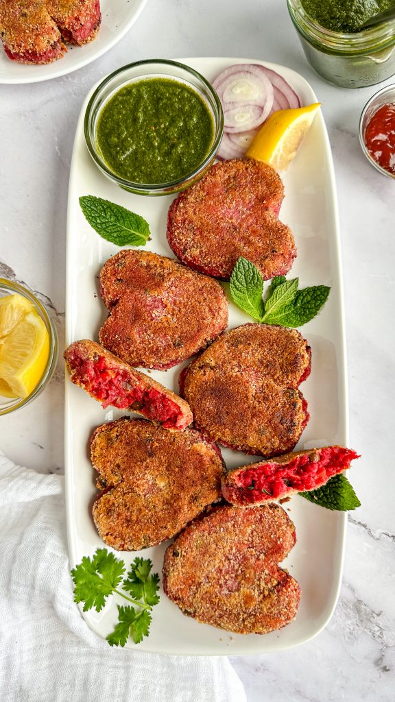 Beet Cutlets/ Tikkis/ Patties by Priyanka Nadkarni - FoodSocial