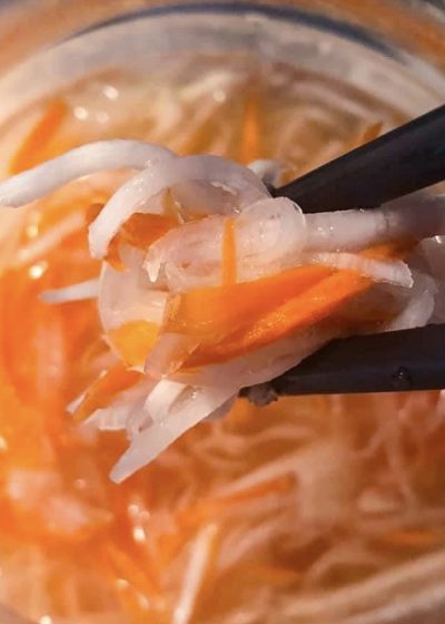 Quick & Easy Pickled Carrots & Daikon – Ready to eat in under 4 hours!