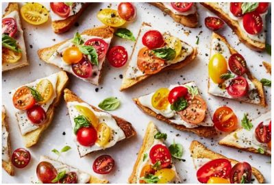 Tomato-Sandwich Toasts