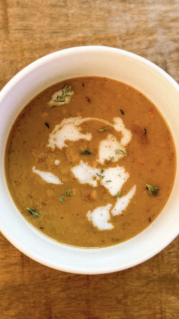 Butternut Squash & Caramelized Onion Soup by leahxglutenfree - FoodSocial