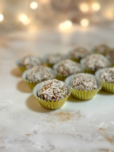 Coquito Bites (Coconut Rum Balls)