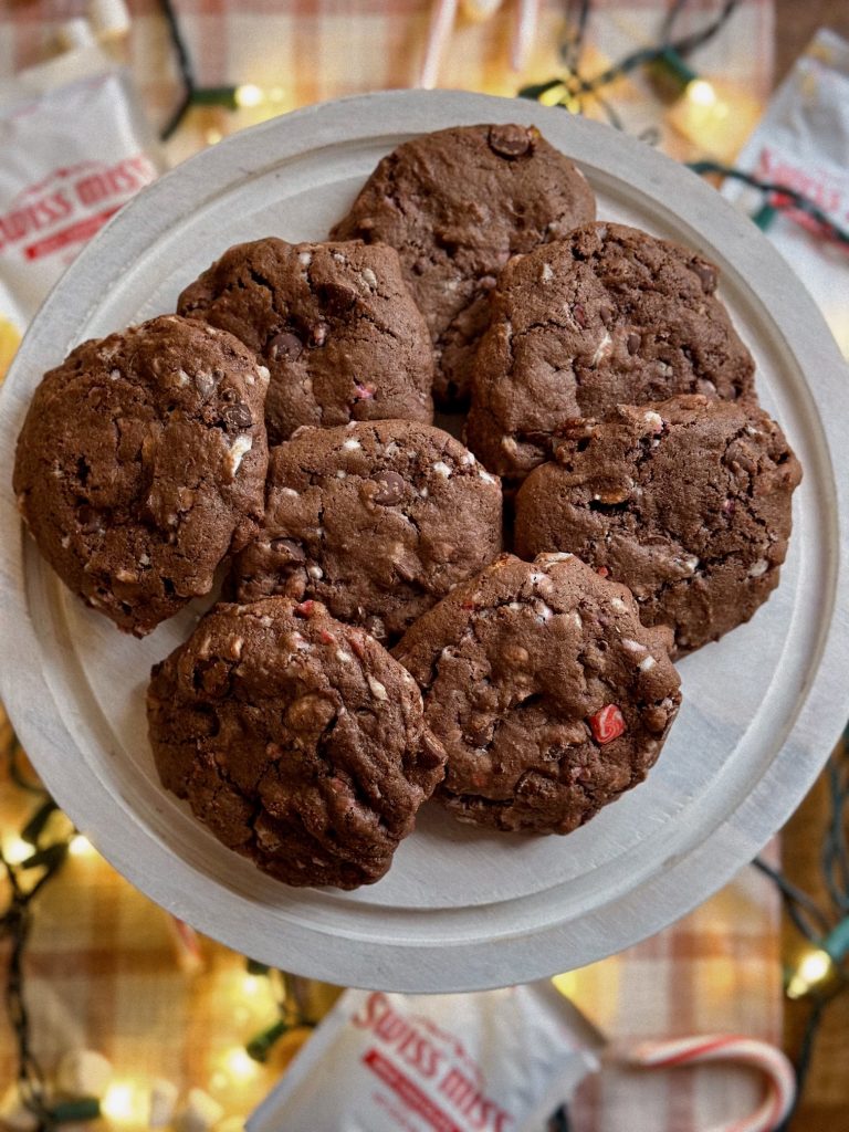 Gluten Free Hot Cocoa Cookies by leahxglutenfree - FoodSocial