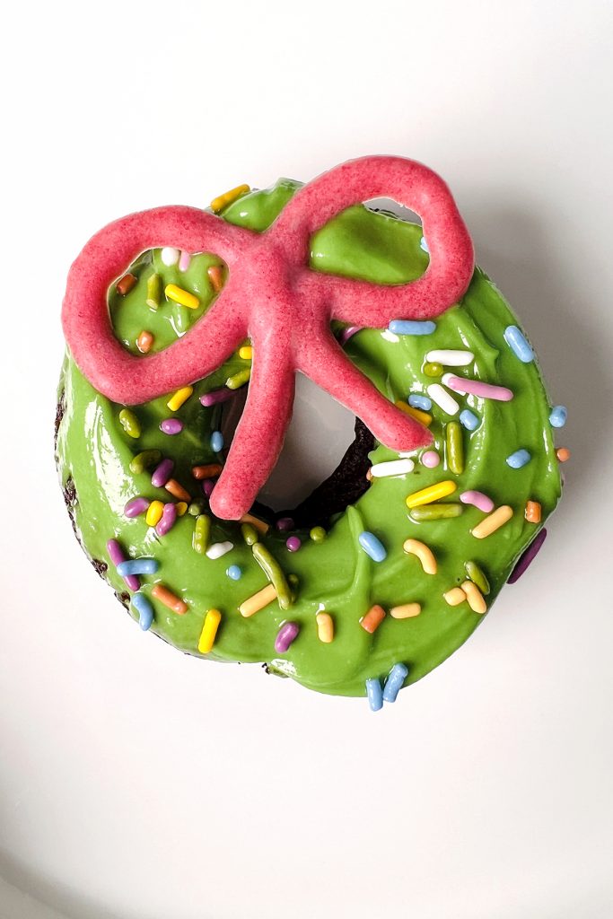 Christmas Wreath Donuts by Beth Chen - FoodSocial