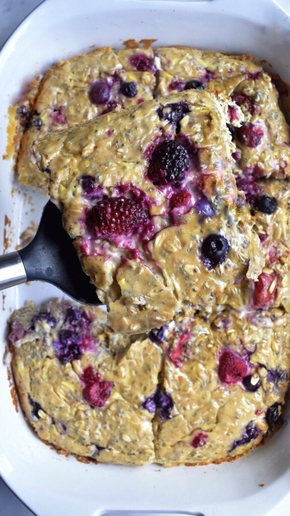Peanut Butter and Jelly Baked Oatmeal by joyfuleatsnbeats - FoodSocial