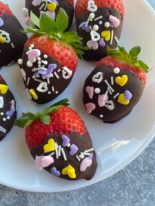 Easy No-Bake Valentines Day Treats