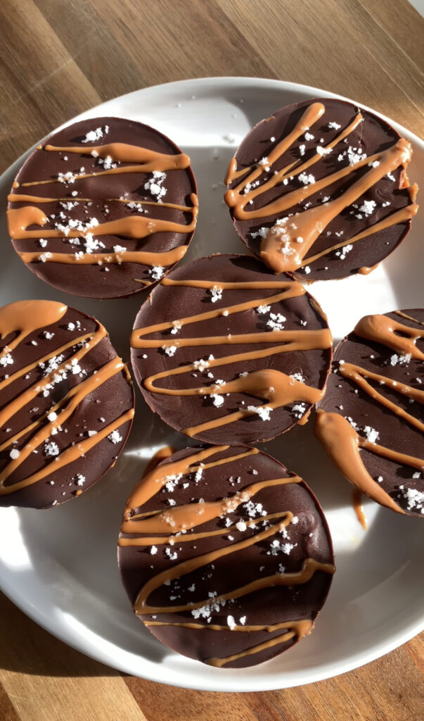 Chocolate Peanut Butter Oat Cups by Chloe's Creative Kitchen - FoodSocial