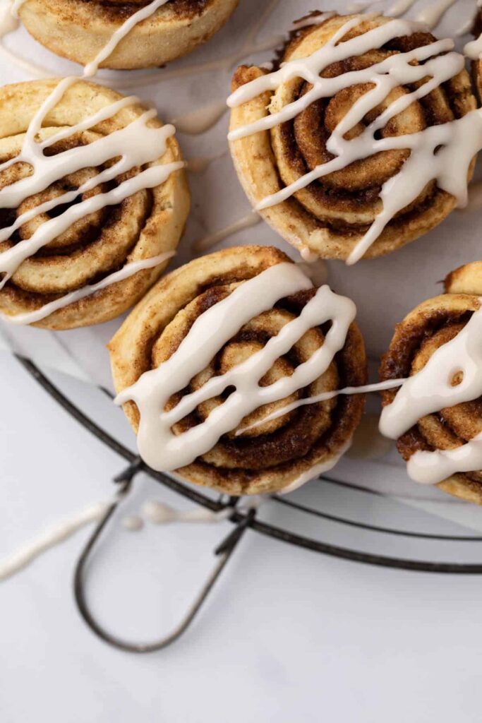 Easy Cinnamon Roll Muffins (No Yeast) by The Sweet Occasion - FoodSocial