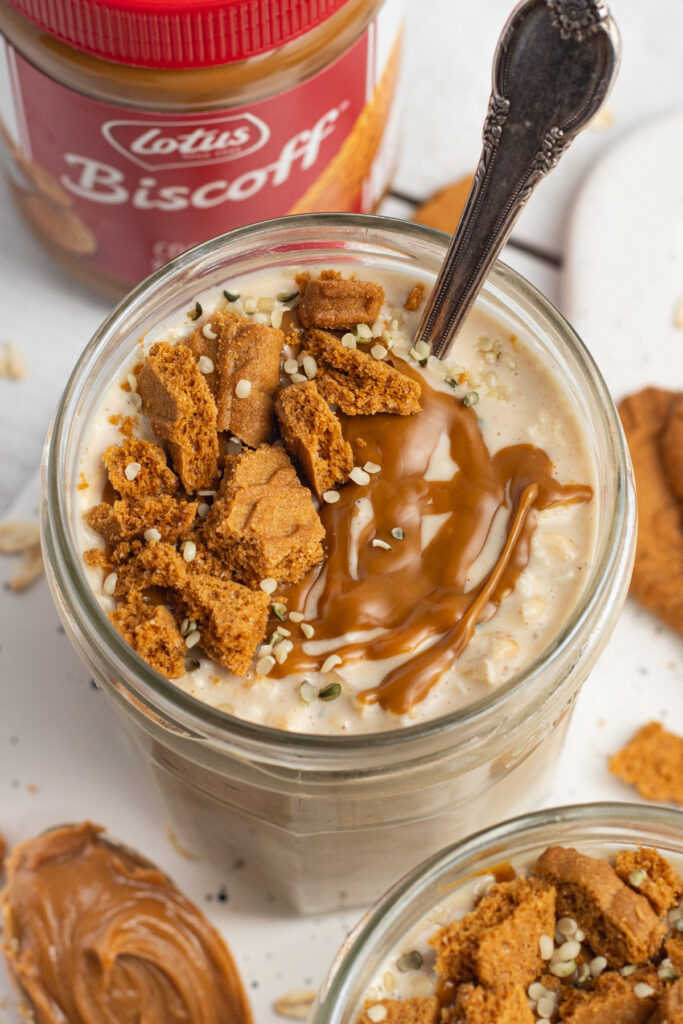 Biscoff Overnight Protein Oats by Priscilla Lawrence - FoodSocial