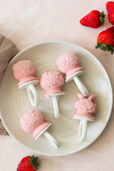 Creamy Strawberry Popsicles (with Hidden Cauliflower!)