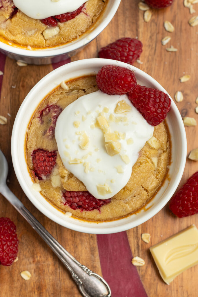 White Chocolate Raspberry Baked Protein Oats by Priscilla Lawrence - FoodSocial