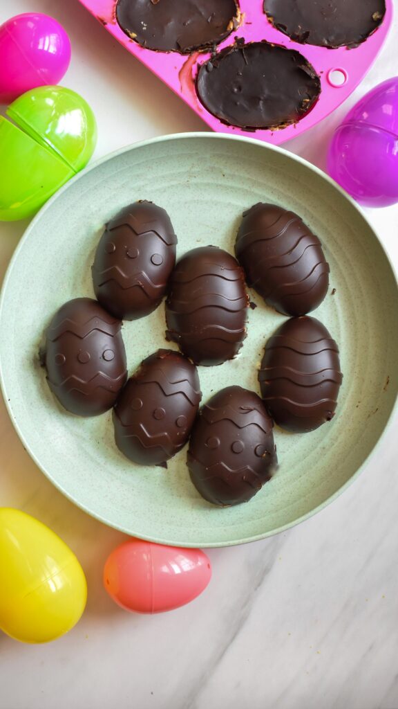 Reese’s Protein Peanut Butter Eggs copycat by joyfuleatsnbeats - FoodSocial
