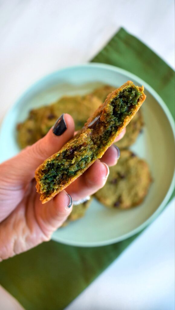 Magic Green Cookies by joyfuleatsnbeats - FoodSocial