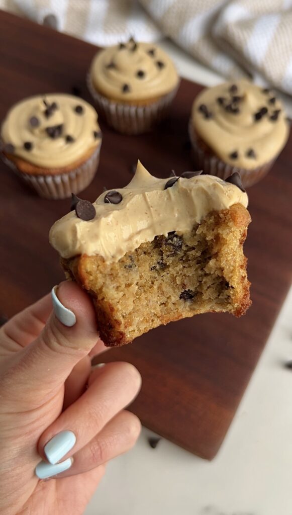 Choc Chip Banana Muffins w/ PB Protein Frosting by colleenshealthylife - FoodSocial