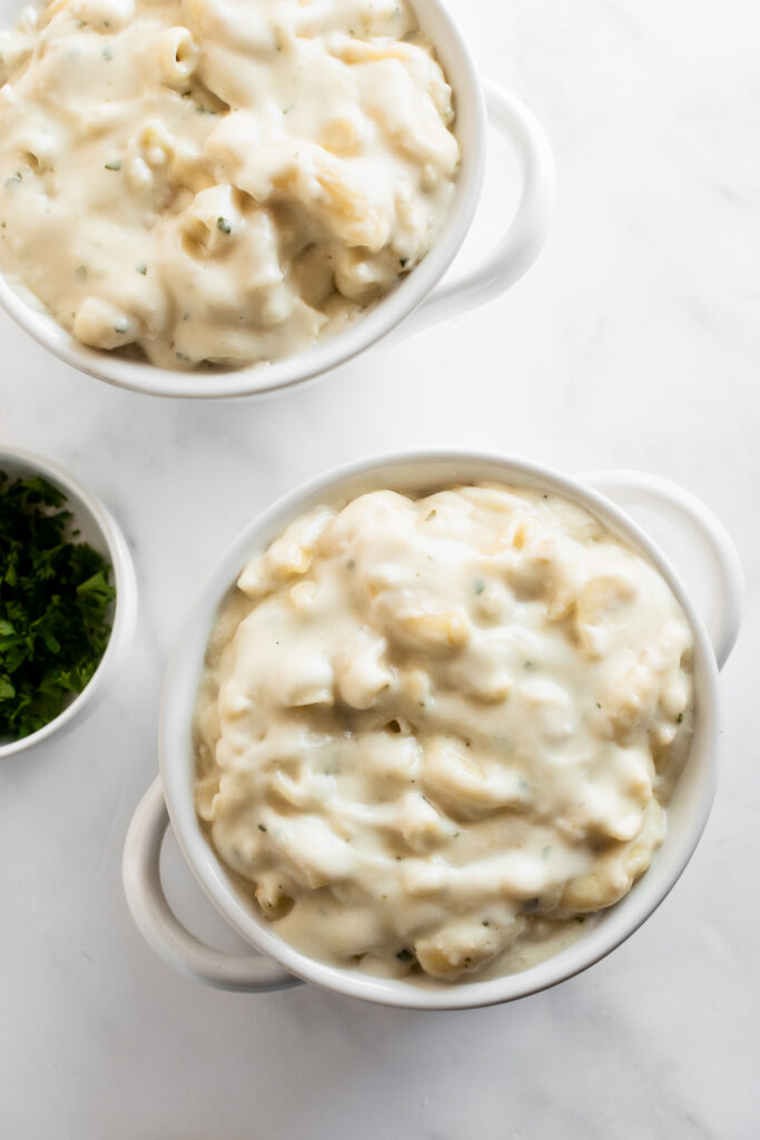 Ridiculously Creamy Macaroni and Cheese Recipe by Christina - FoodSocial