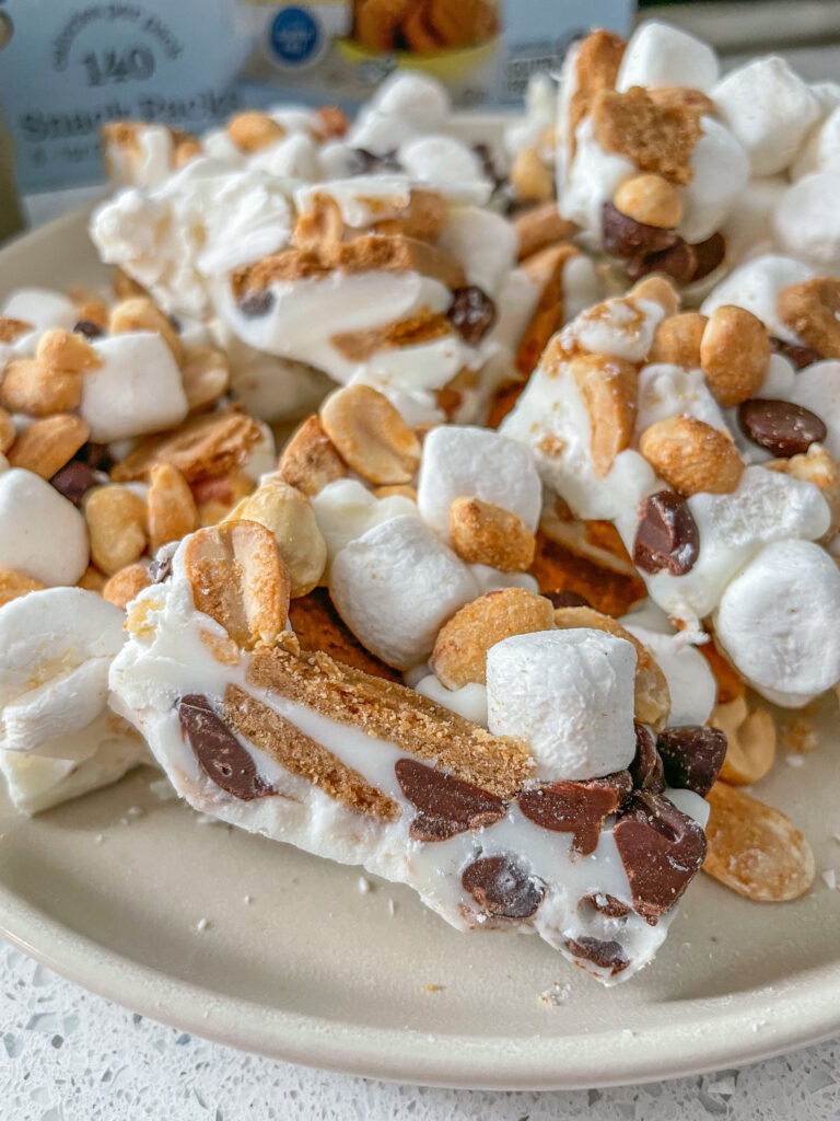 No Bake Smore’s Bark by Marissaswholelife - FoodSocial