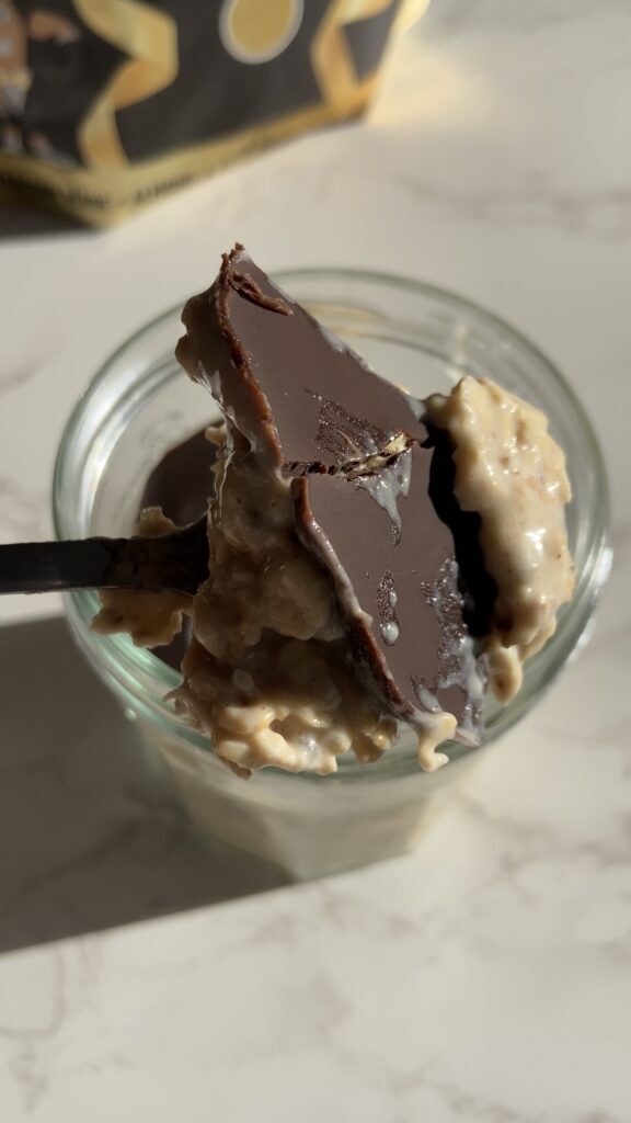 Choc Top Overnight Oats by Chenoa Hill - FoodSocial