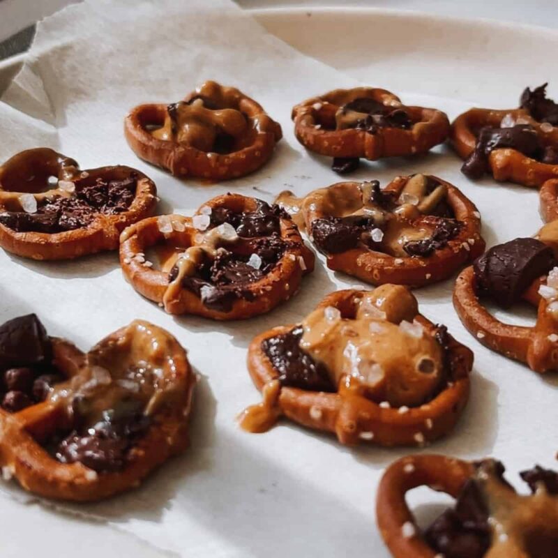 Peanut butter Chocolate Pretzels Recipe (Gluten Free) by kaylacappiello - FoodSocial