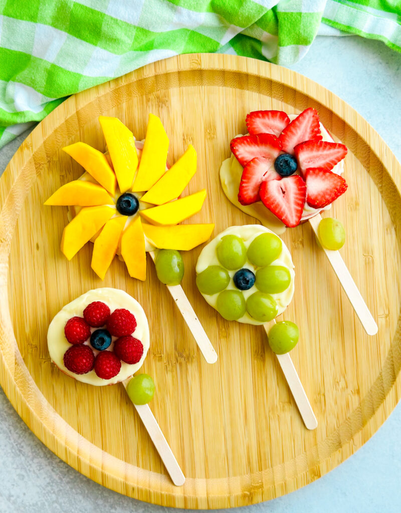 Flower Apple Pops by LivLaughCook - FoodSocial