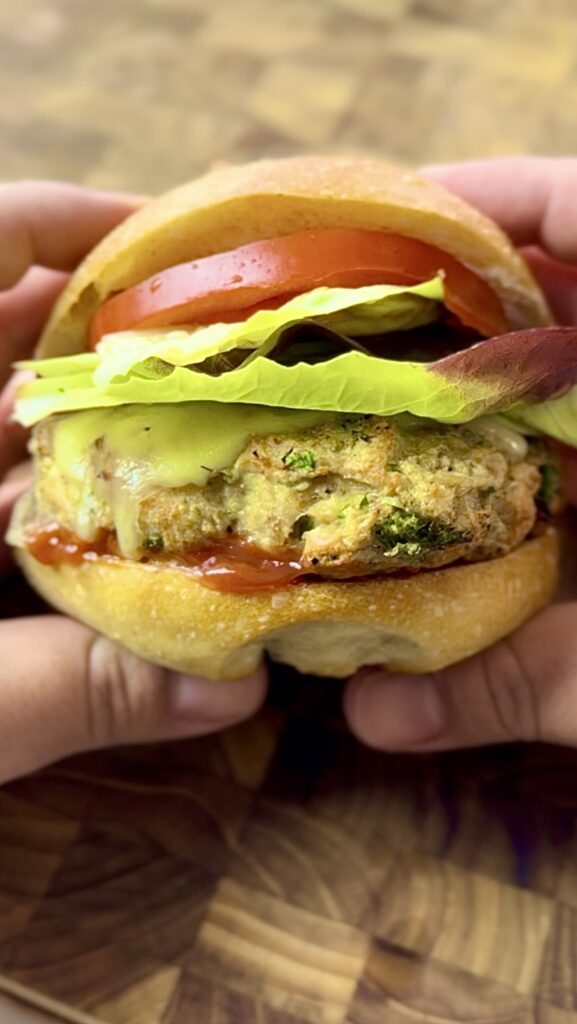 Super Juicy Turkey Burgers by MagicMikeysKitchen - FoodSocial