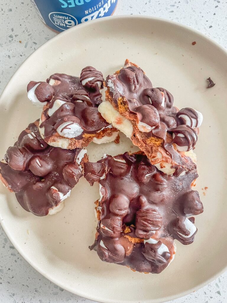 Smore’s Banana Bark by Marissaswholelife - FoodSocial