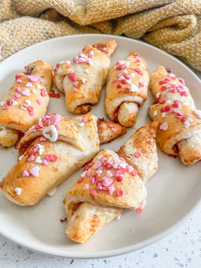 Cinnamon Roll Croissants by Marissaswholelife - FoodSocial