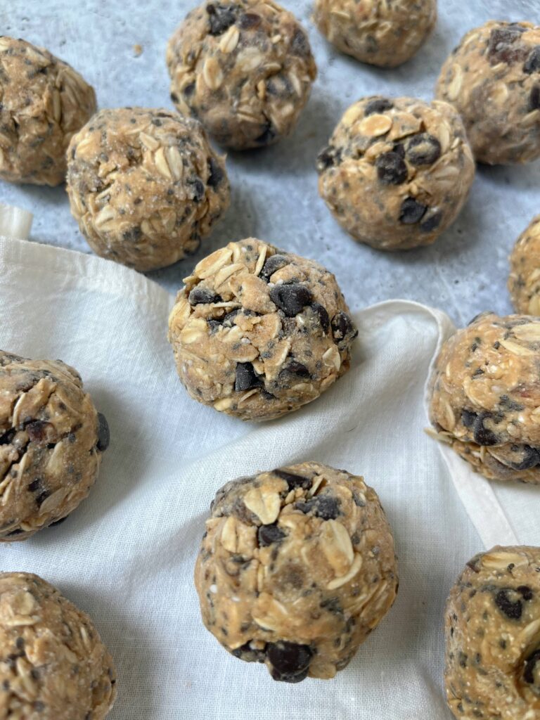 PB Chocolate Chip Superfood Energy Balls by Goodness With G - FoodSocial