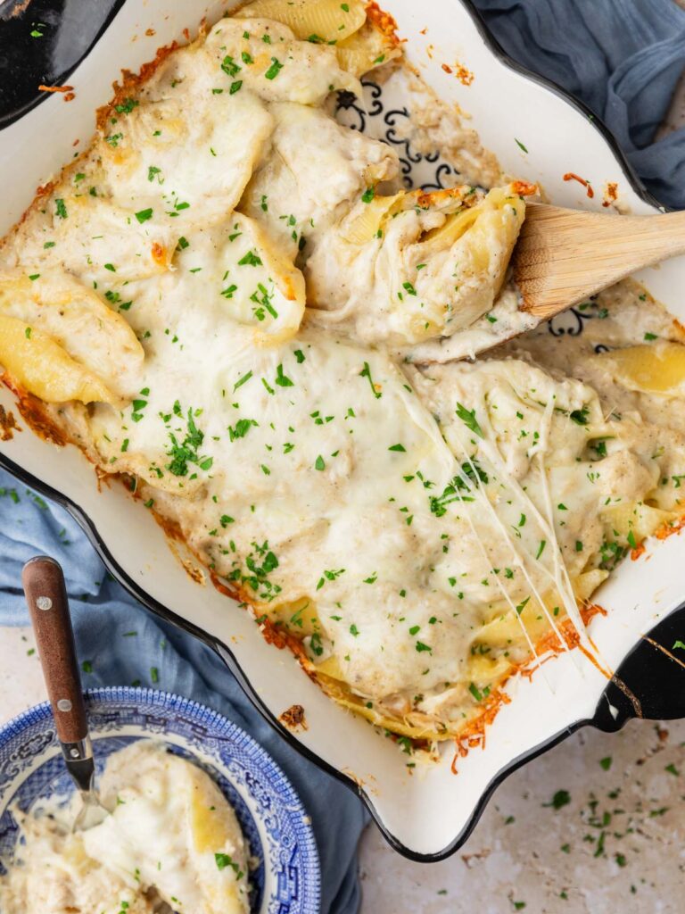 Cheesy Baked Chicken Alfredo Stuffed Shells by scarlatifamilykitchen - FoodSocial