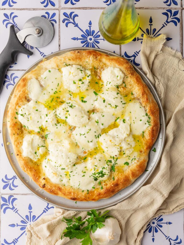 White Pizza Bianca by scarlatifamilykitchen - FoodSocial
