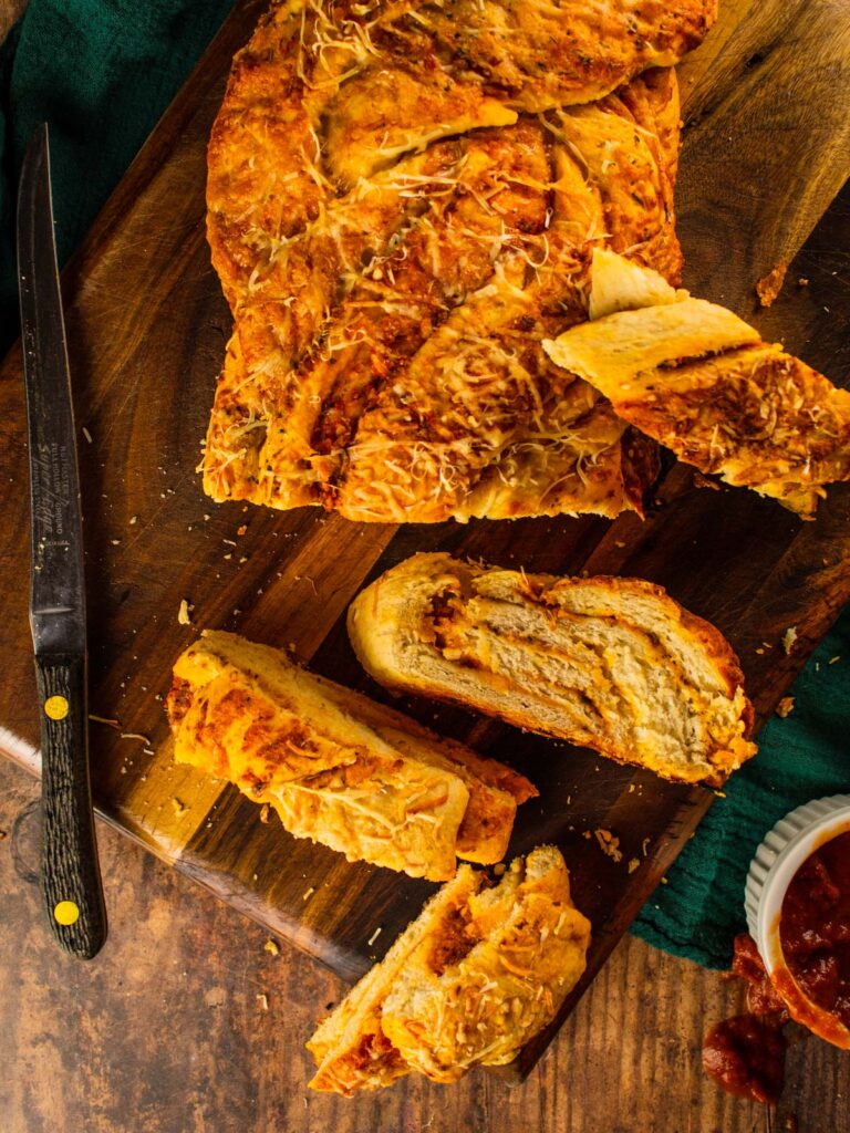 Braided Pizza Bread by scarlatifamilykitchen - FoodSocial