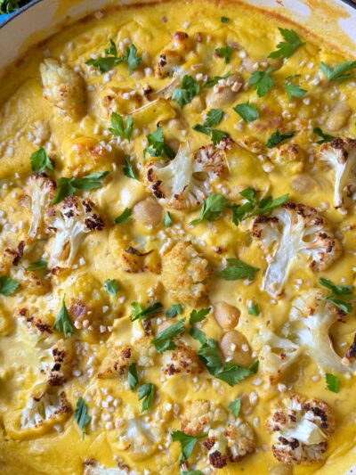 Creamy cheesy cauliflower & butterbeans