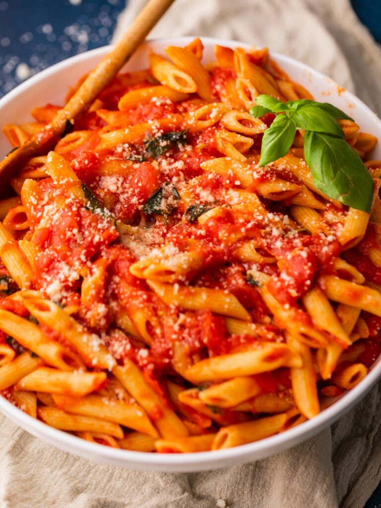 Penne Pomodoro by scarlatifamilykitchen - FoodSocial