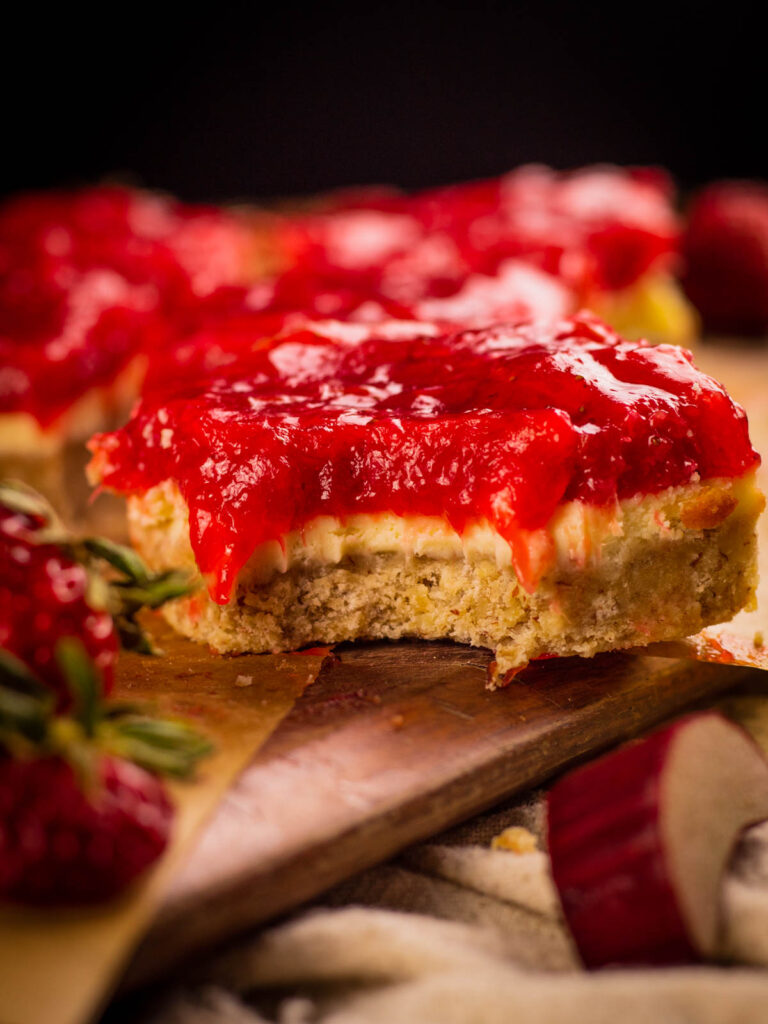 Strawberry Rhubarb Cheesecake Bars by scarlatifamilykitchen - FoodSocial