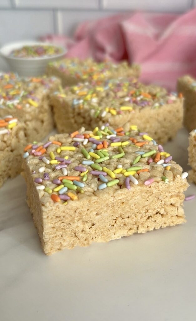 High Protein Rice Krispie Treats by colleenshealthylife - FoodSocial