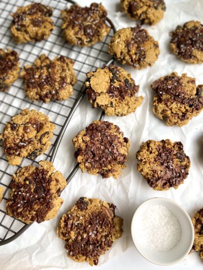 Smashed Pumpkin Oatmeal Raisin Chocolate Chip Cookies