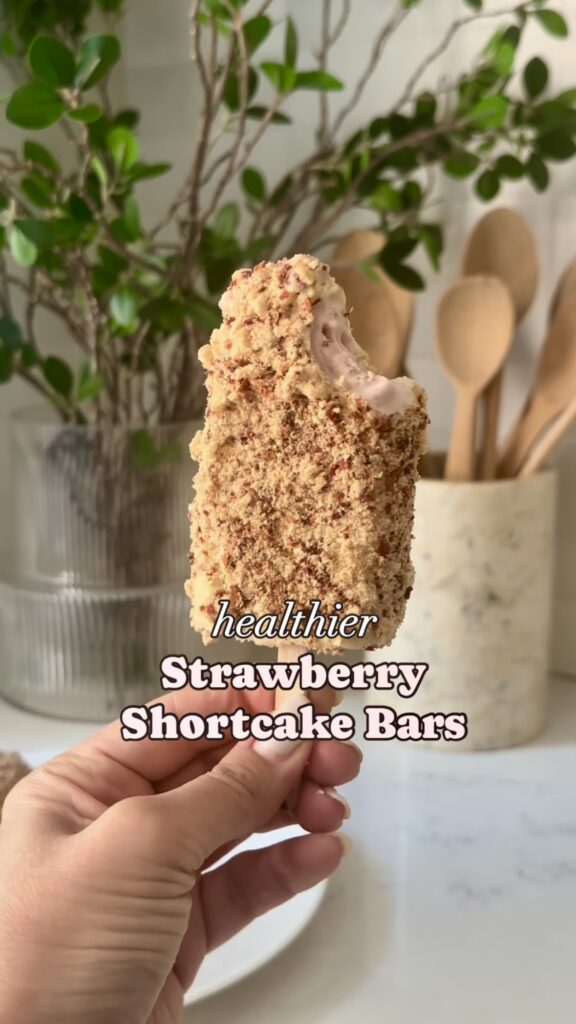 Strawberry Shortcake Ice-Cream Bars by Simplyhealthymama - FoodSocial